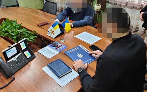 Посадовців ДСНС підозрюють у закупівлі планшетів за завищеними цінами