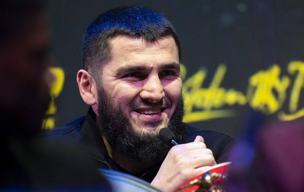 Бетербиев оценил победу Усика над Фьюри в реванше