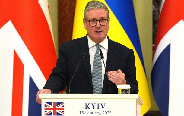 Стармер: Британія посилить артилерію і ППО України