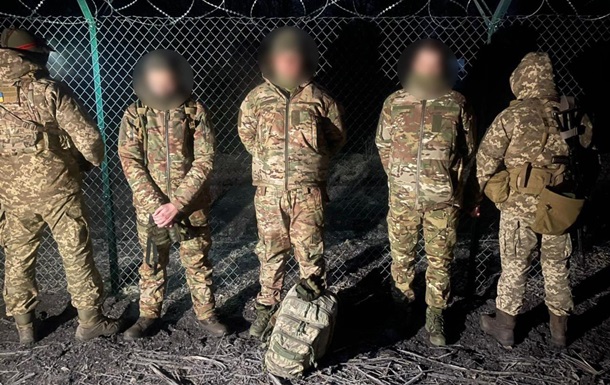 Троє киян намагалися втекти у Придністров’я, прикинувшись військовими