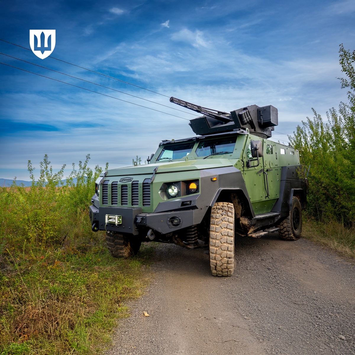 На озброєння ЗСУ спорядили два бронеавтомобілі класу MRAP