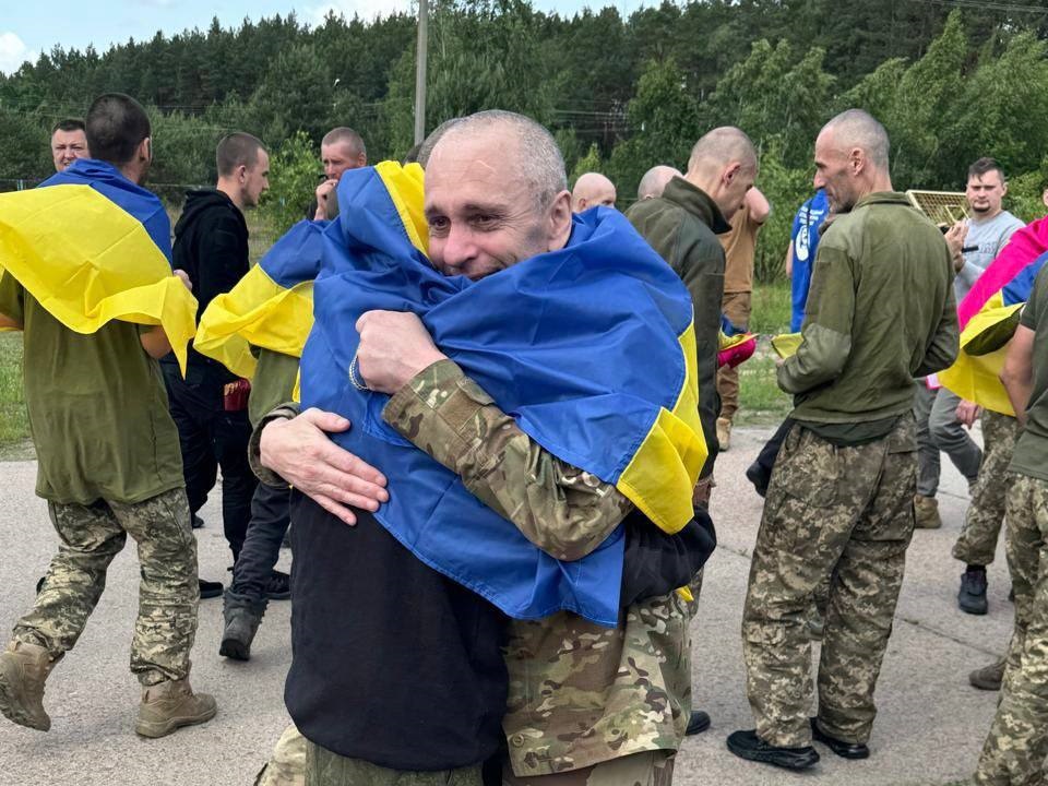 “Поставив конкретні завдання”: Зеленський анонсував нові обміни полоненими