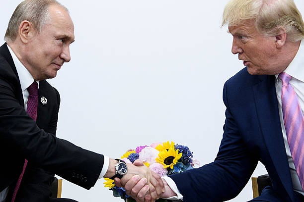 Новини світу - Трамп повідомив місце і дату зустрічі з Путіним