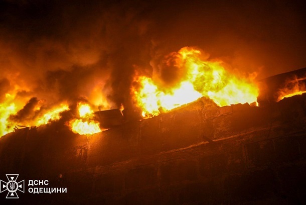 Новини України - На Одещині вибухи: в ОВА закликали бути уважними