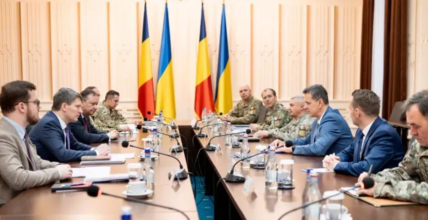 Україна та Румунія обговорили спільні проєкти у межах SAFE