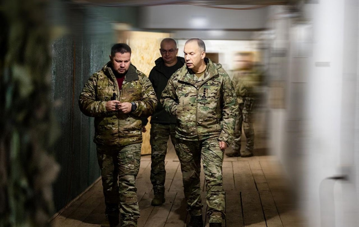 Новини України - Про оточення у Покровську не йдеться - Сирський