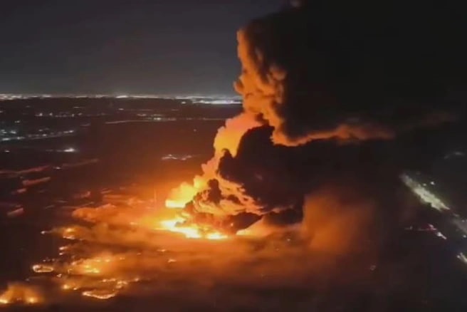 Новини світу - В Аргентині вибухнув хімзавод: вирує масштабна пожежа, є постраждалі