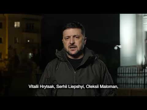 Президент України Володимир Зеленський у вечірньому зверненні подякував українським рятувальникам