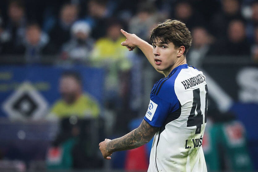 Барселона проявляє інтерес до пари захисників з Бундесліги