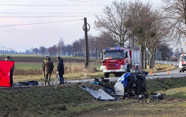 ДТП у Польщі: підтверджена загибель п&rsquo;ятьох українців