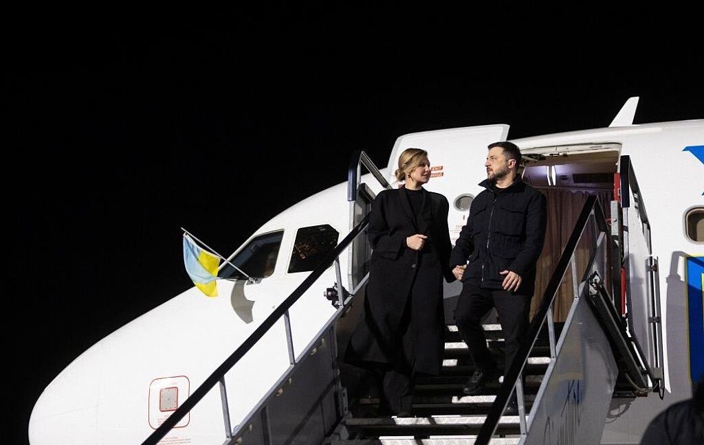 Літак Зеленського переслідували дрони – ЗМІ