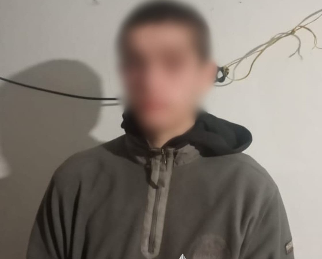 Поранив знайомого ножем у живіт: підлітку загрожує до восьми років