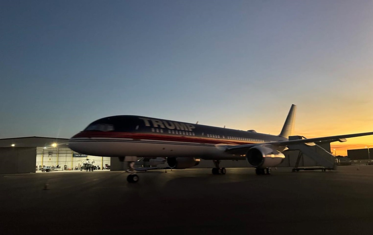 Зеленський прибув до США