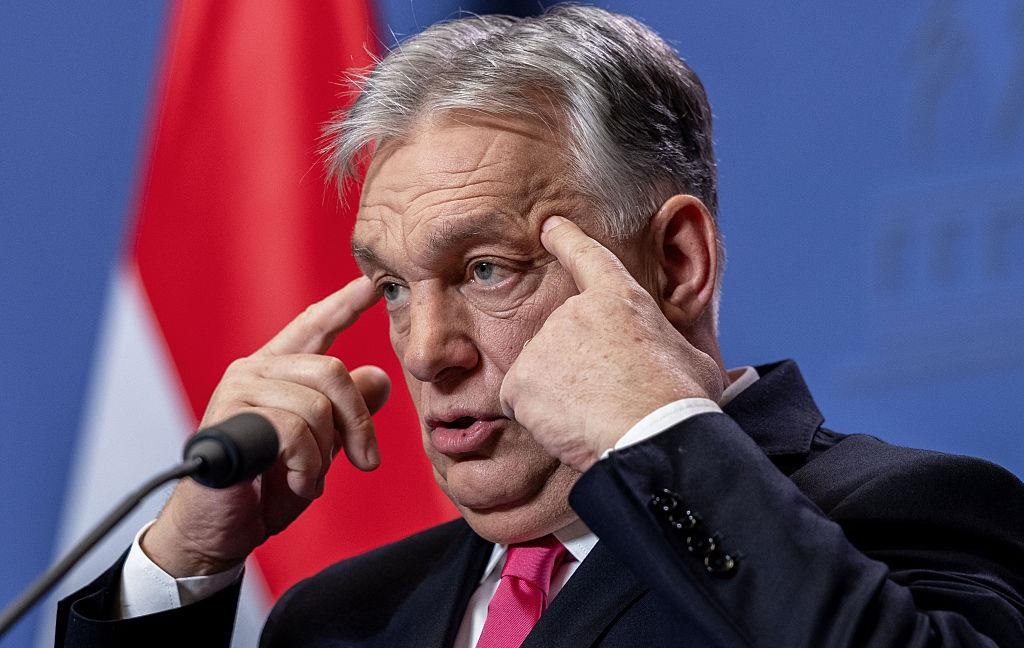 Орбан заявив, що Україна “забере” в угорців дві щорічні бонусні пенсії