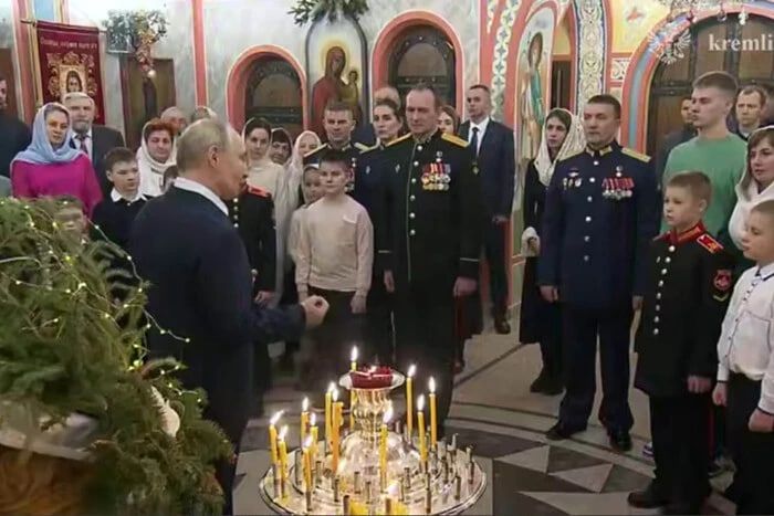 Путін у різдвяному привітанні прирівняв окупантів до посланців Бога