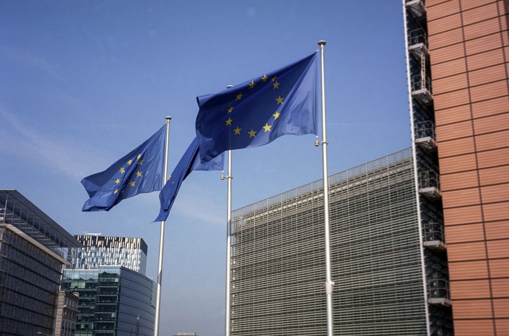 Єврокомісія анонсувала оприлюднення умов кредиту для України