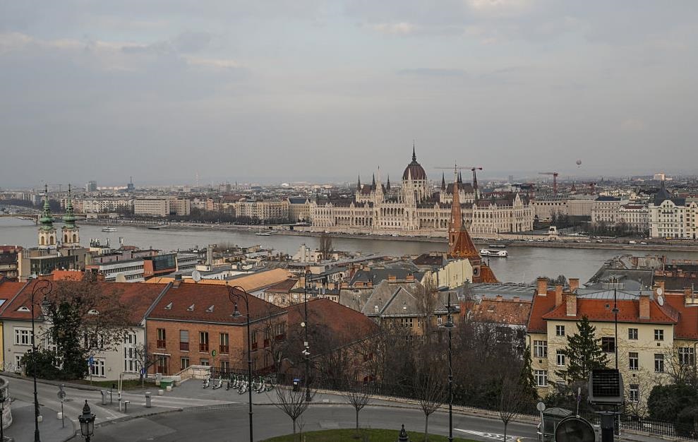 Українців закликали утриматися від поїздок до Угорщини