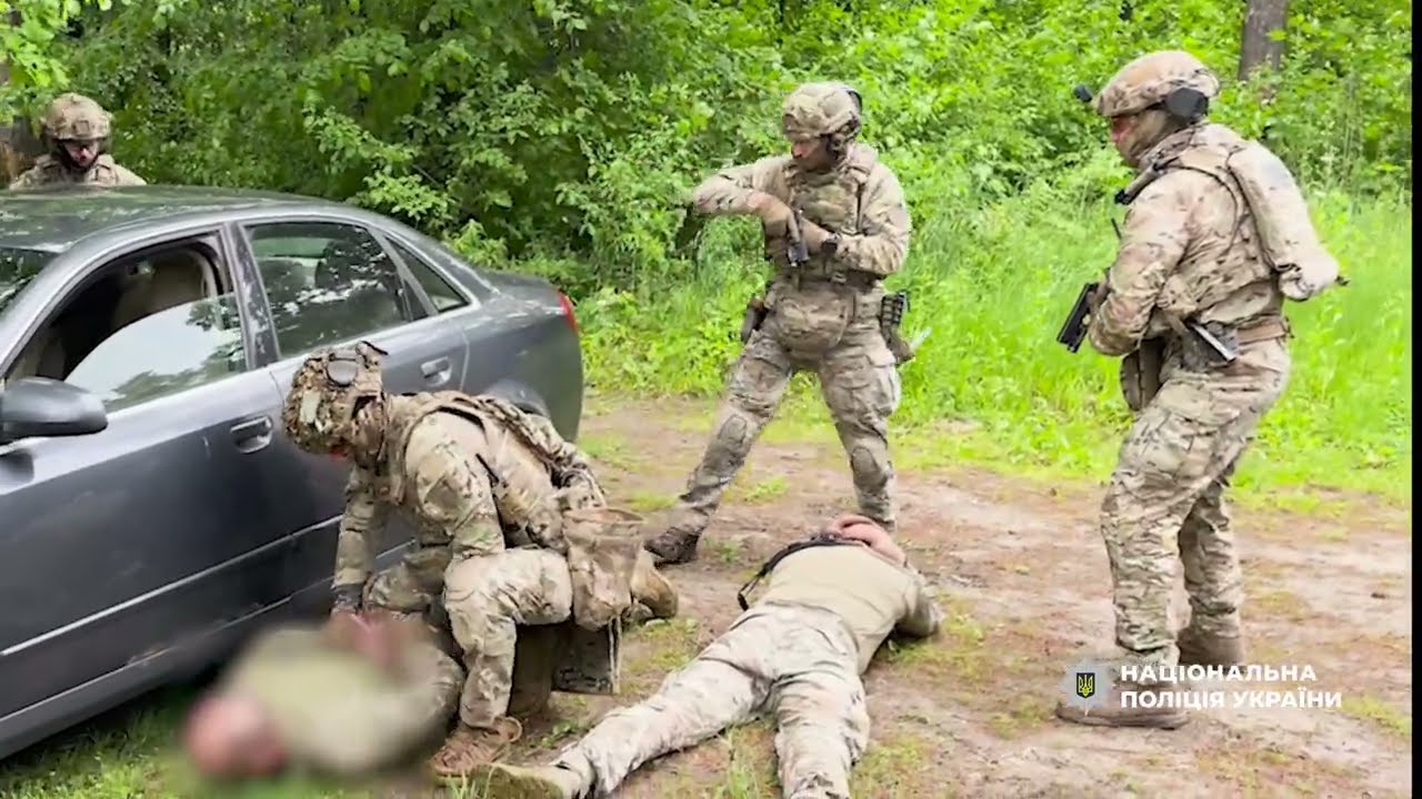 На Рівненщині Нацполіція викрила двох військовослужбовців на підкупі інструктора військової частини